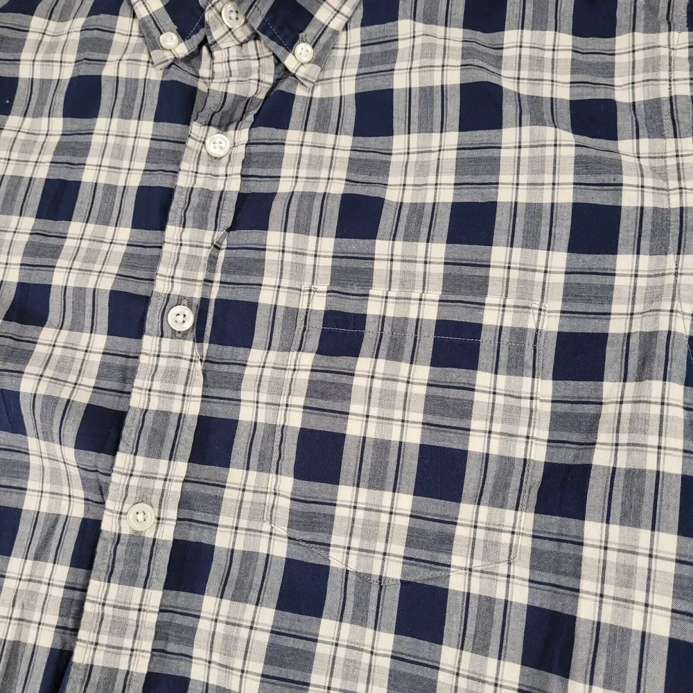 J Crew Vintage Blue‎ White Plaid Button Up Shirt Long Sleeve Mens Size Medium